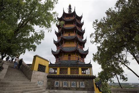 中国四大名寺之一，充满历史传说与神话故事的金山寺|金山寺|慈寿塔|金山_新浪新闻