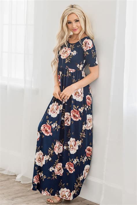 Buy dress in modesty - In stock