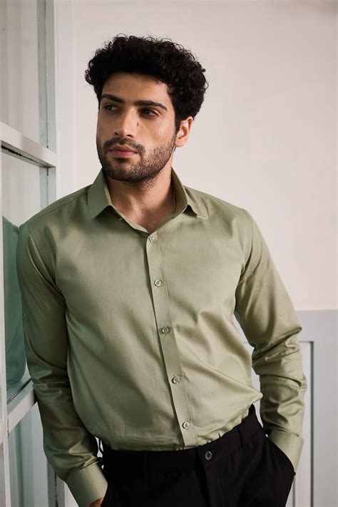 Best Men’s Clothing Brand | Buy Clothing for Mens | Beyours