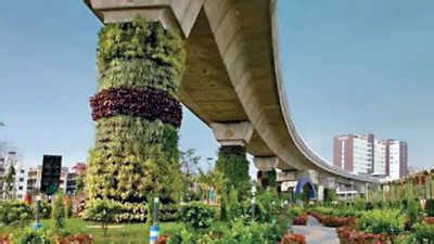 Kmc: Kmc Plans Vertical Gardens On Metro Pillars, To Plant 25l Saplings ...