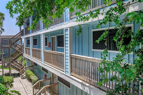 The Arts Apartments at Ocean Drive - Apartments in Corpus Christi, TX