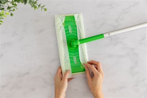 How To Put Swiffer Mop Pad On | Storables