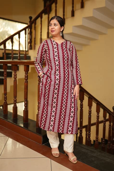 Apella- The XS to 10XL Store