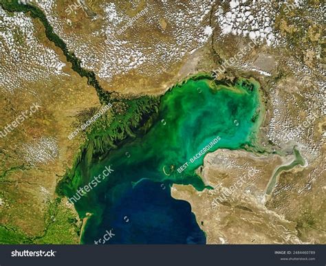 Caspian Sea 的图像结果