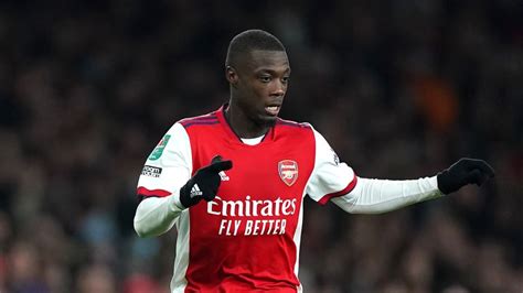 Nicolas Pepe: Nice agree loan deal for Arsenal's club-record signing ...