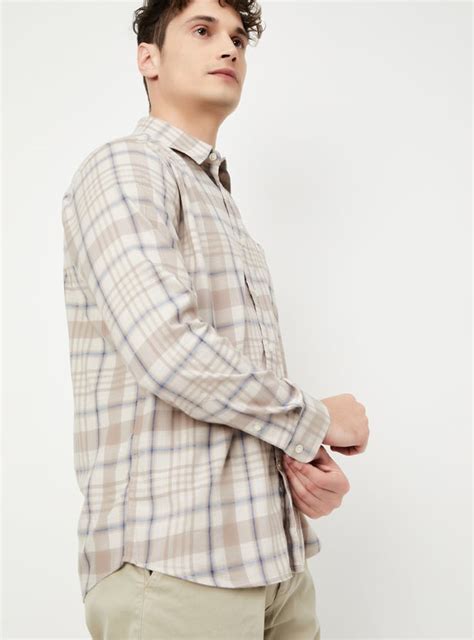 Buy Men Checked Slim Fit Shirt Online at just Rs. 1199.0 ...