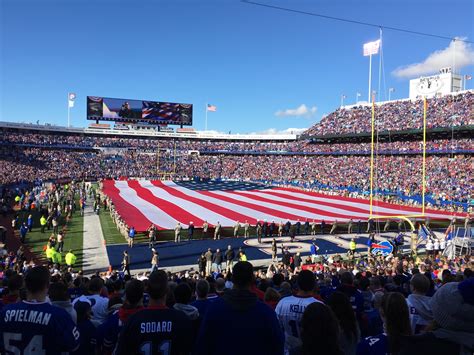 New Era Field, NY, USA: Ferienwohnungen, Ferienhäuser und mehr| FeWo-direkt