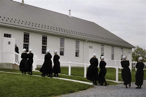 What are the different types of Mennonites? - Christian Faith Guide