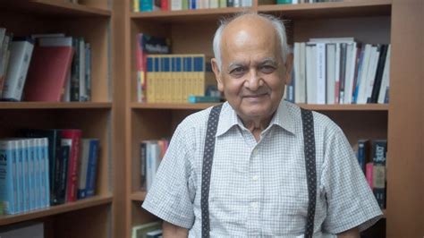 Jayant Narlikar, Architect of Hoyle-Narlikar Theory and Pioneer of ...