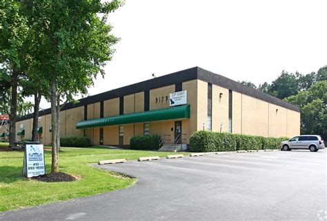 Husband-and-Wife Team To Open First Indoor Pickleball Complex in Howard ...