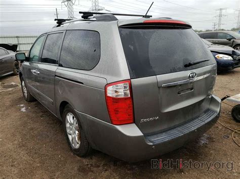 Report KNDMH4C35A6342128 KIA SEDONA 2010 GRAY GAS - price and damage history