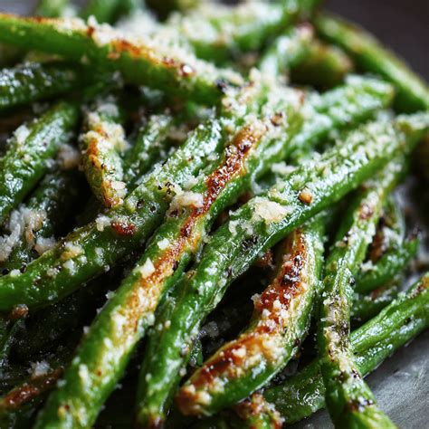 Easy Parmesan Roasted Green Beans Recipe
