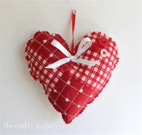 Rezultat imagine pentru Quilted Heart Tutorial