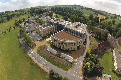 Top Reasons to study at Bath Spa University in the UK