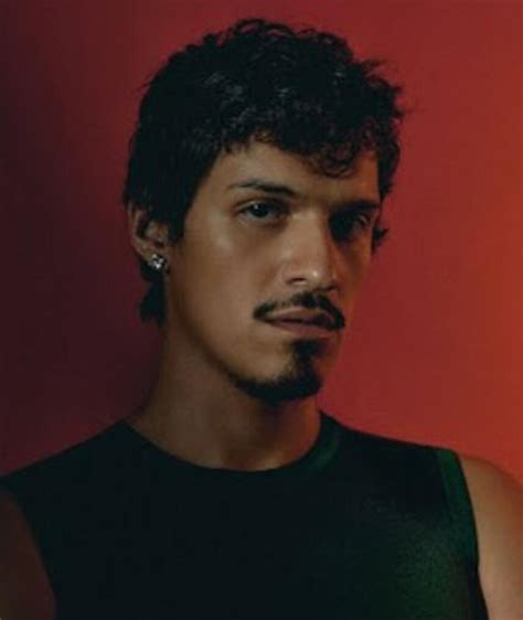 Omar Apollo – Movies, Bio and Lists on MUBI