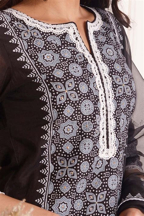 White Foil Block Print Straight Kurta Set With Black Lace Work| Singhania's
