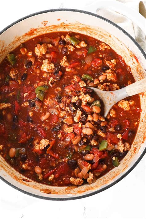 30-Minute Ground Chicken Chili with Pinto Beans - Real Simple Good
