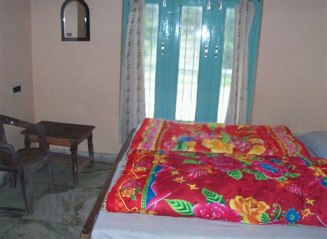 Hotel Mandakini Tourist Lodge