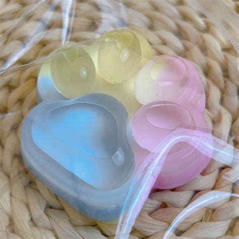 SIYTUAU Three Color Rainbow Cat Paw Stress Relief Toy Handheld Squeeze ...