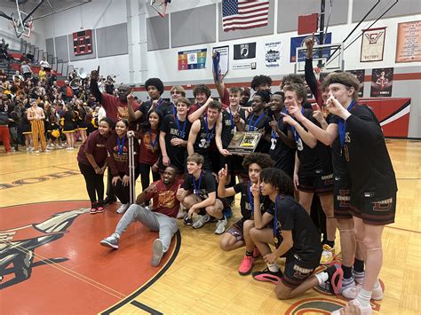 Duluth Denfeld boy's basketball takes home Section 7AAA title for the ...