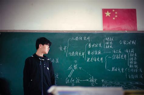 出国学中文前要知道什么|出国亚搏手机在线版 - 亚博iOSAPP