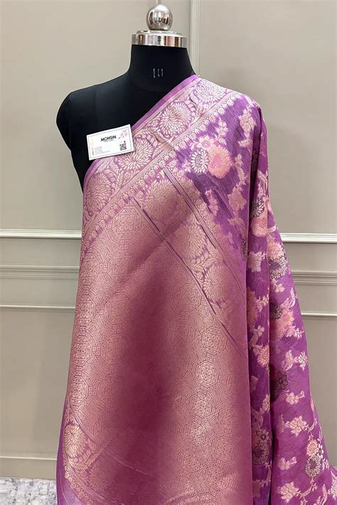 Magenta Golden Zari Organza Silk Banarasi Saree – Mohsin Textiles