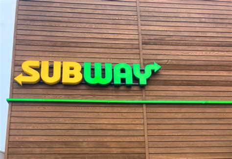 How It's Made Computer 的图像结果