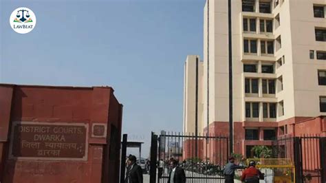Delhi Court grants bail to man accused of stabbing relative