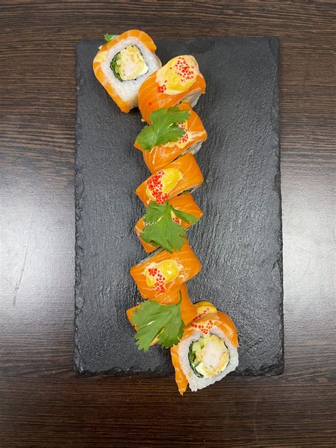 TOM YUM ROLL 8ks :: SUSHI BONSAI