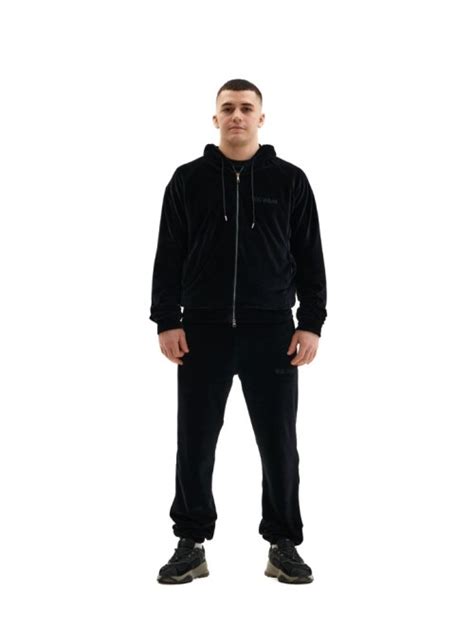 RCCwear - брендовая одежда для активной жизни