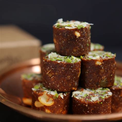 TAAJAS FOOD (Since 2003) Adadiya Pak | Made with 32 Different Herbs ...