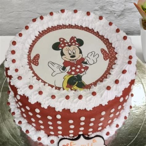Minnie Mouse Polka Dot Cake – Ginger Brown
