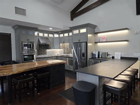 Amenities — The Villages of Woodland Springs HOA