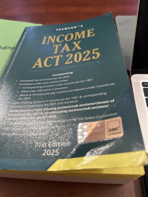 Buy Taxmann's Income Tax Act 2025 – Presents the Fully Annotated Text ...