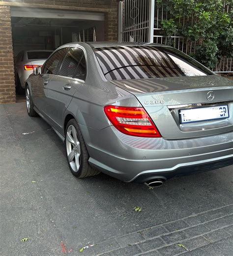 W204 owners show us a picture of your car : r/mercedes_benz