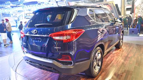 Mahindra Rexton G4 2018 STD Exterior Car Photos - Overdrive