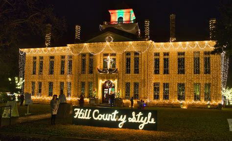 Experience the Magic of the Holidays: A Christmas Tour