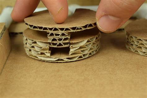 How to Make Safe Using Cardboard 的图像结果