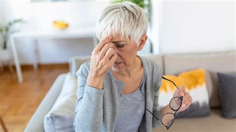 Eye Issues Faced By Older Adults And Tips To Protect Eyes | OnlyMyHealth