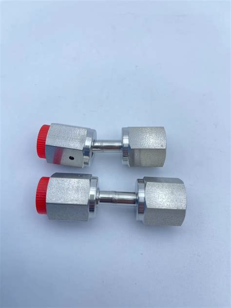 Stainless Steel UHP Fittings Female NPT 1/4 ''x 1/4'' Metal Face Seal ...