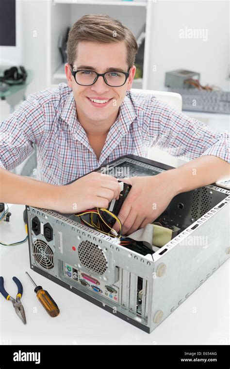 Broken Computer 的图像结果