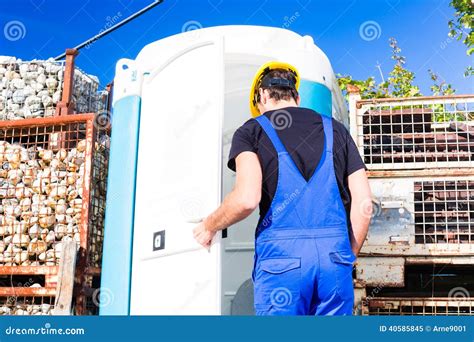Construction Worker Using Restroom 的图像结果