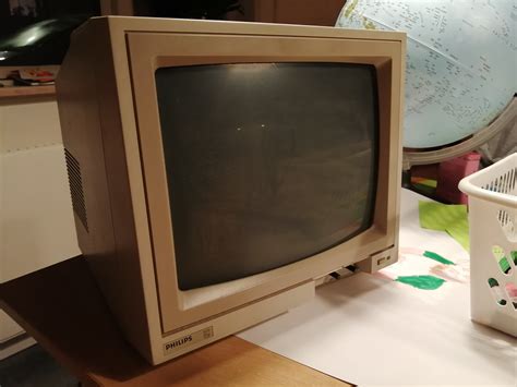 Commodore 64 Connection to Monitor 的图像结果