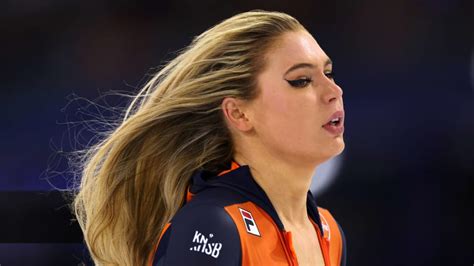 Jutta Leerdam falls in signature 1000m race at Dutch Olympic Trials