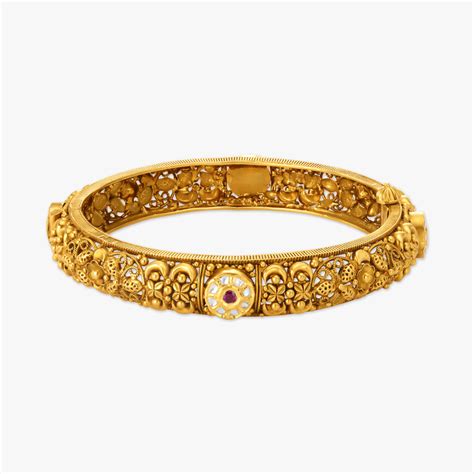 Delightful Ornate Bangle