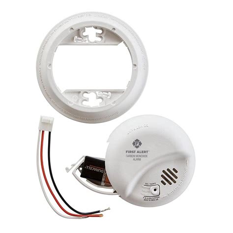 First Alert Hardwired Carbon Monoxide Alarm with Battery Backup