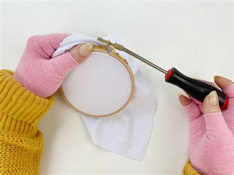 Embroidery Hoop Tutorial 的图像结果