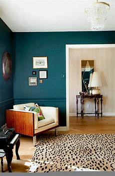 Living Room Paint Colors Pictures by How To Use Bold Paint Colors In Your Living Room Living Room Paint Colors Pictures