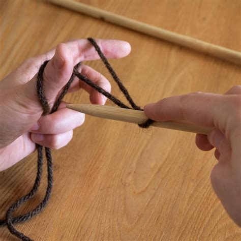 Long Tail Cast On Tutorial 的图像结果