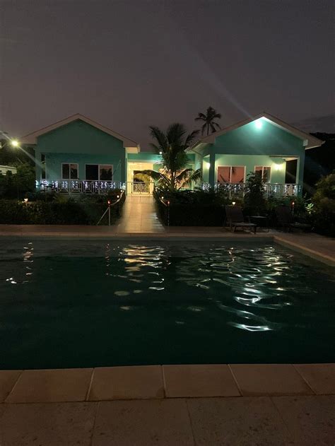 BLUE LIZARD HOUSE (San Andres Island) - Lodging Reviews, Photos, Rate ...